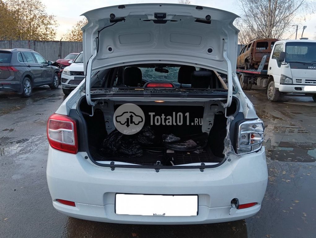 Фото Renault Logan 106