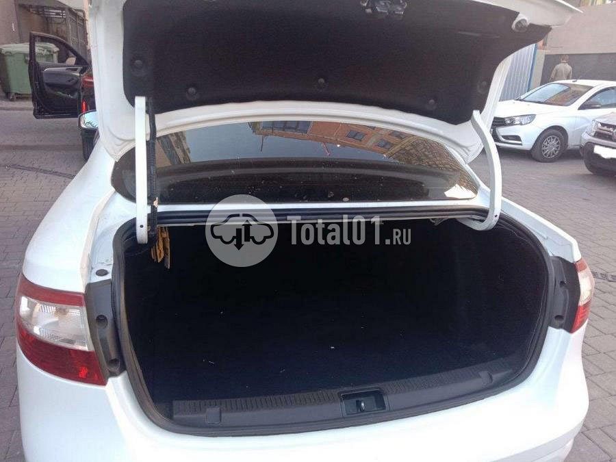 Фото Renault Fluence 36