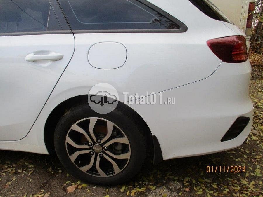 Фото KIA cee\'d 76