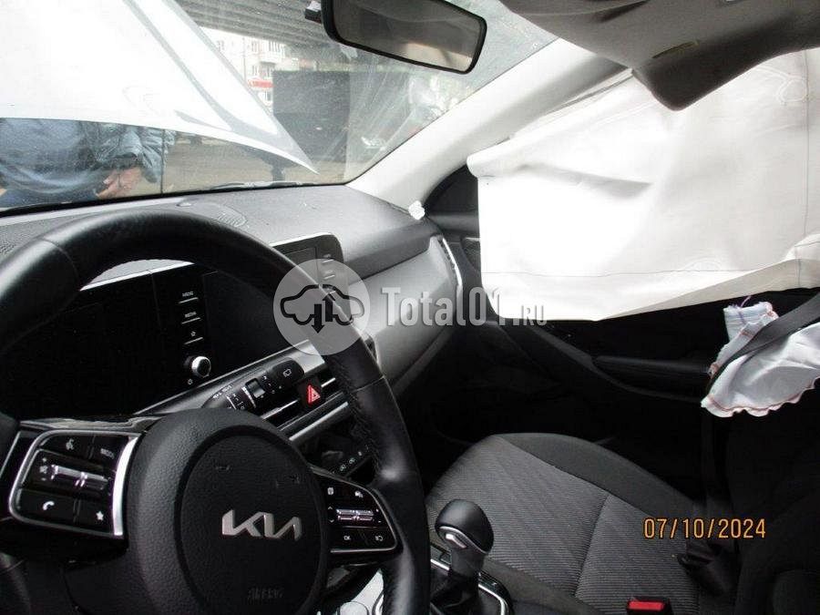 Фото KIA Seltos 230