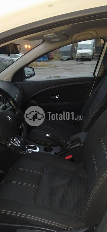 Фото Renault Fluence 10