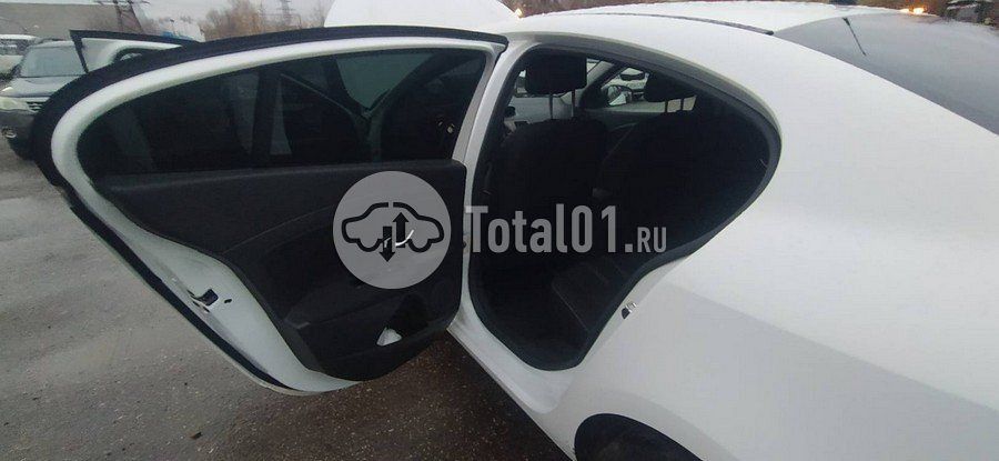 Фото Renault Fluence 14