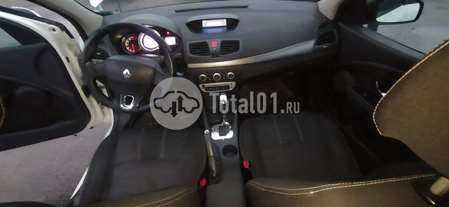 Фото Renault Fluence 24