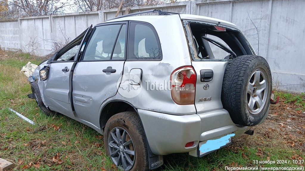 Фото Toyota RAV4 12