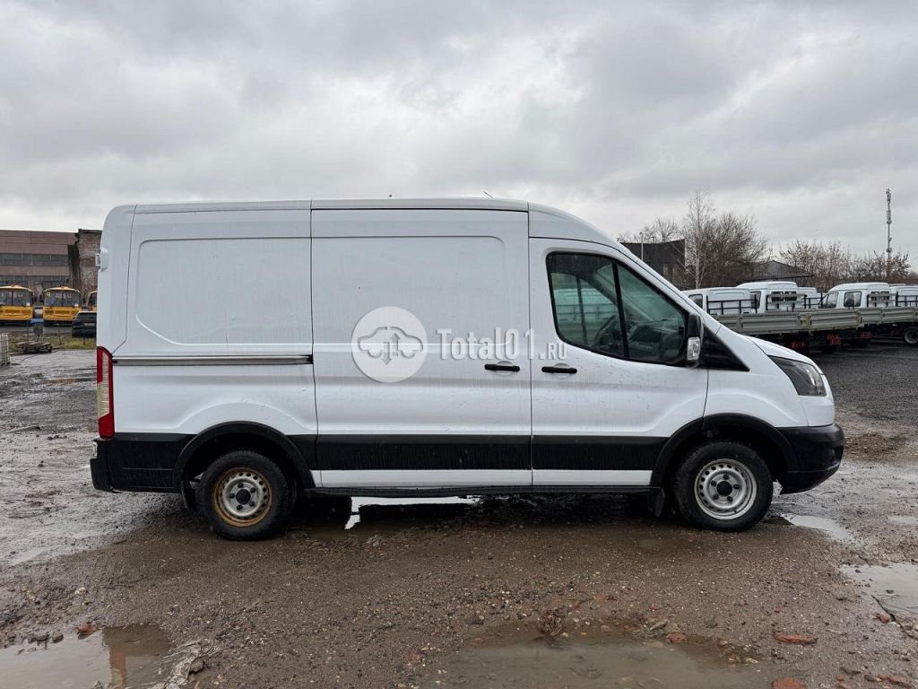 Фото Ford Transit 12