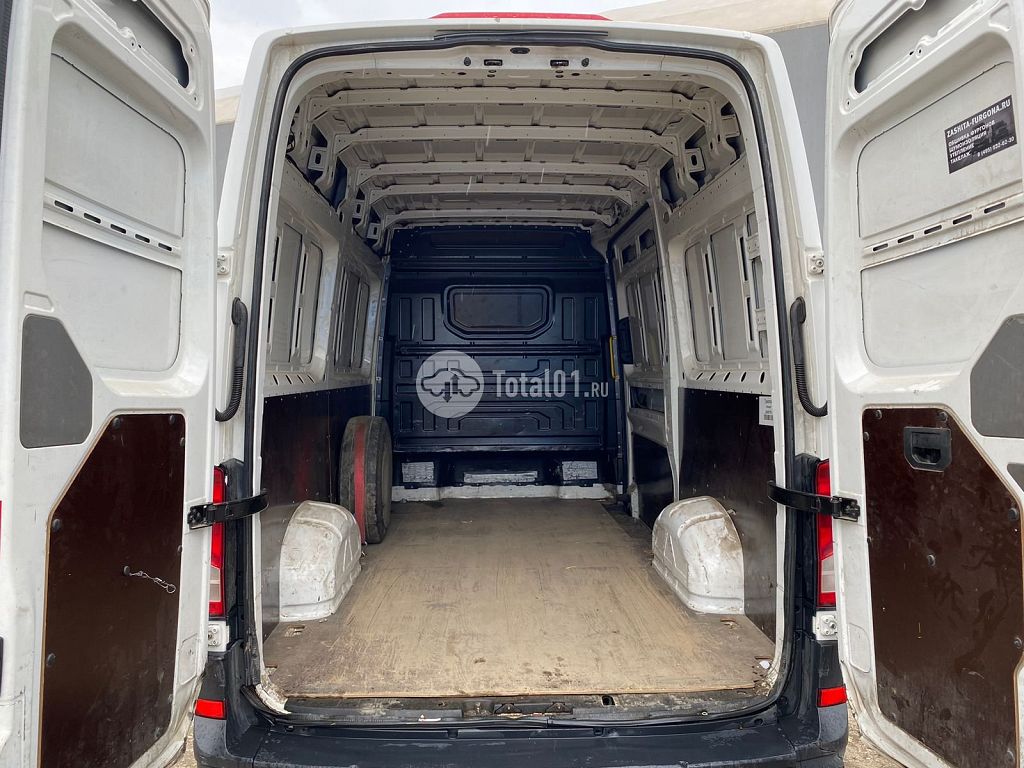 Фото Volkswagen Crafter 20