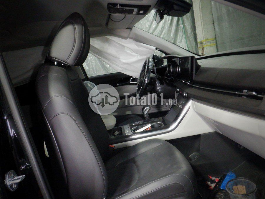 Фото KIA Carnival 26