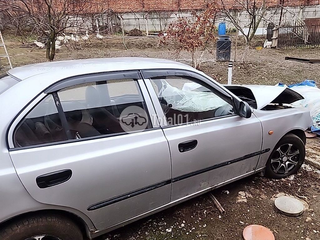 Фото Hyundai Accent 10