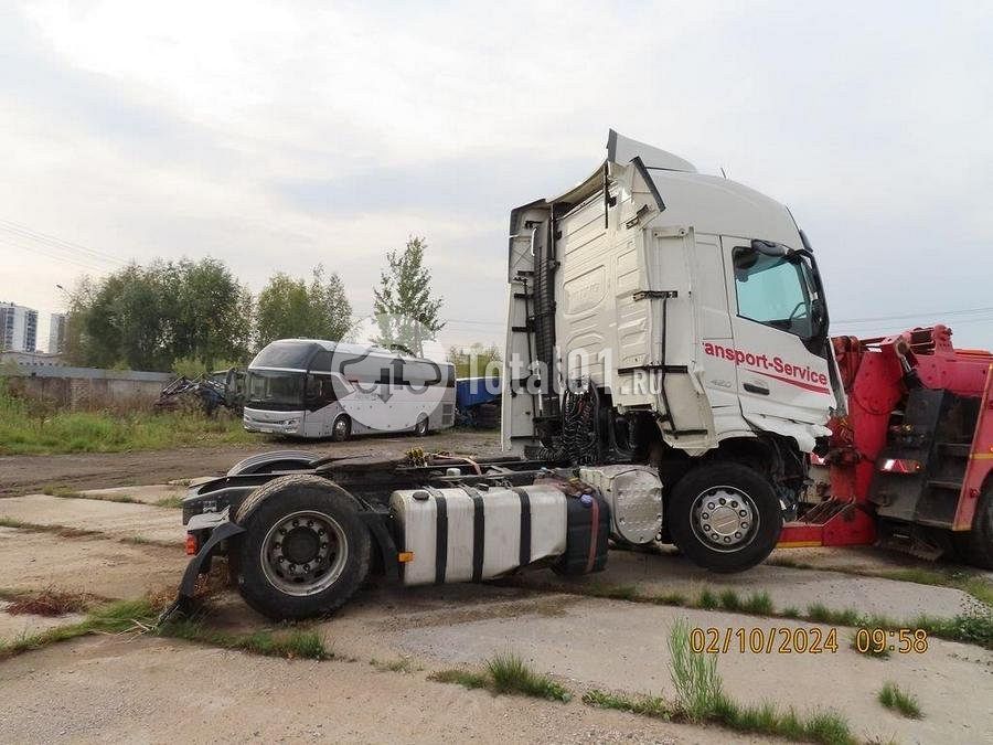 Фото Volvo FH-Truck 4x2 2