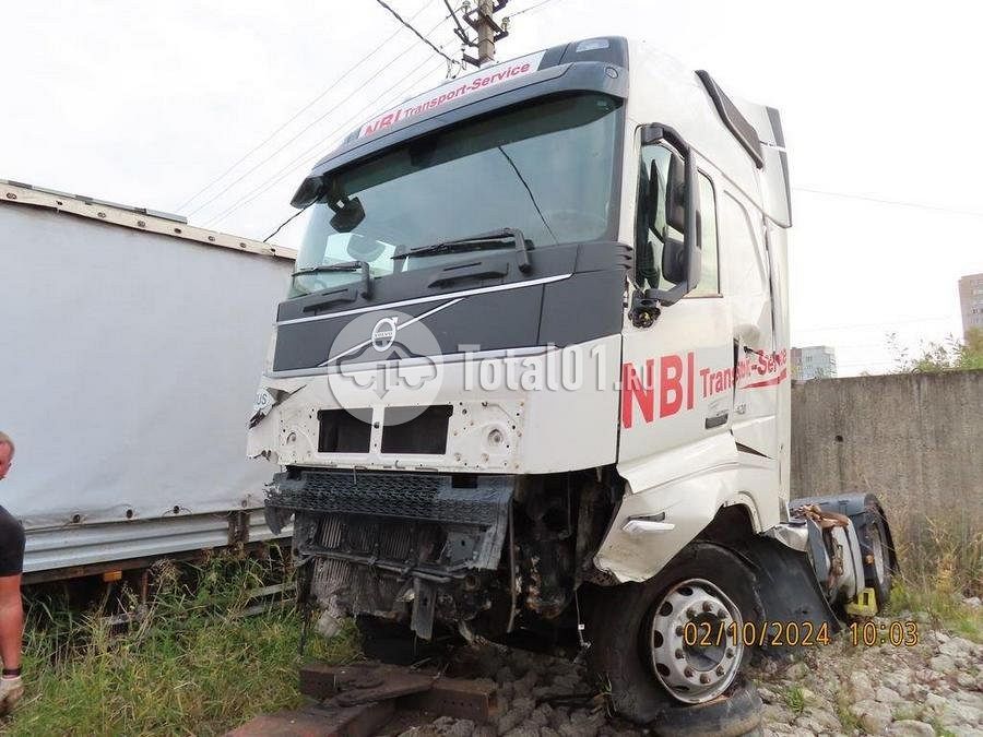 Фото Volvo FH-Truck 4x2 10