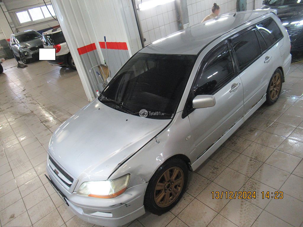 Фото Mitsubishi Lancer Cedia 4