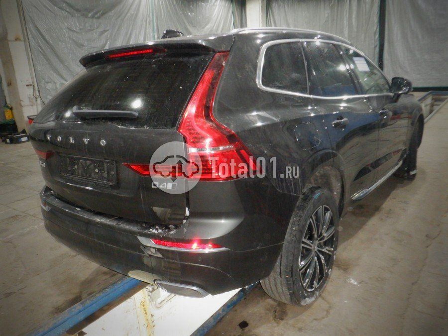 Фото Volvo XC60 14