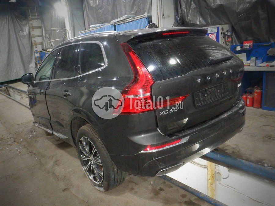 Фото Volvo XC60 16