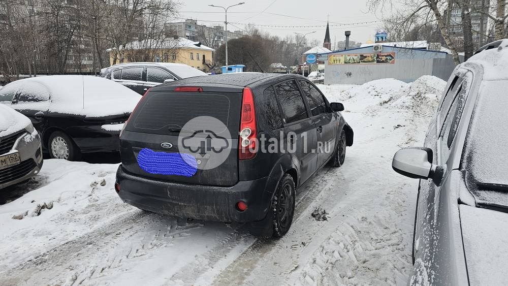 Фото Ford Fiesta 4