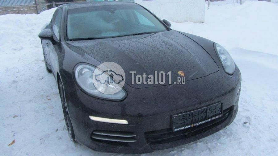 Фото Porsche Panamera 4