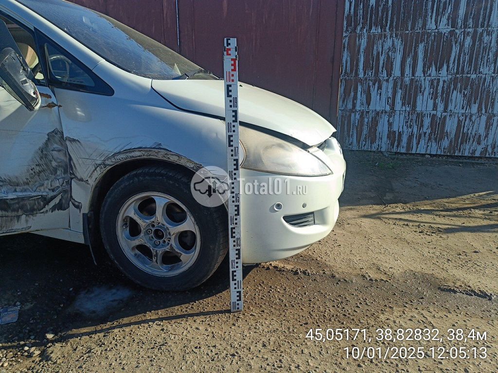 Фото Mitsubishi Grandis 18