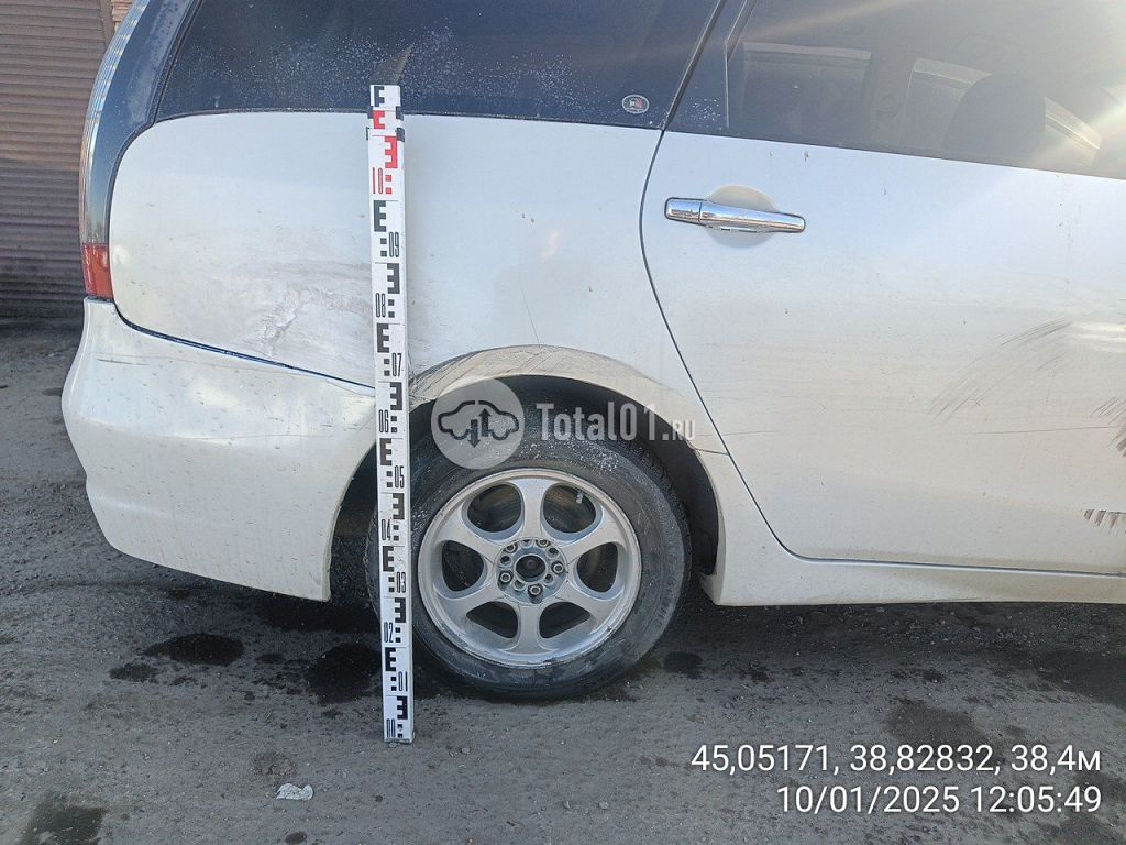 Фото Mitsubishi Grandis 28