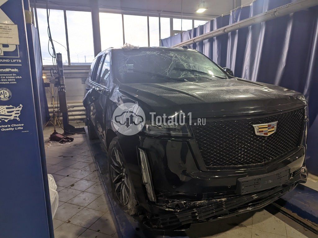 Фото Cadillac Escalade 160