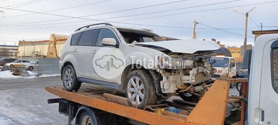 Фото Mitsubishi Outlander 32