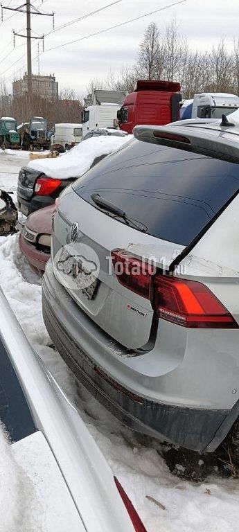 Фото Volkswagen Tiguan 30