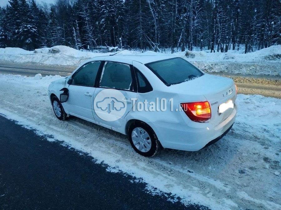 Фото ВАЗ (LADA) Granta 70