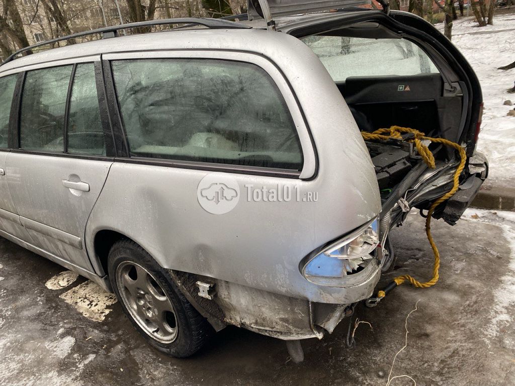 Фото Mercedes-Benz E-класс 20