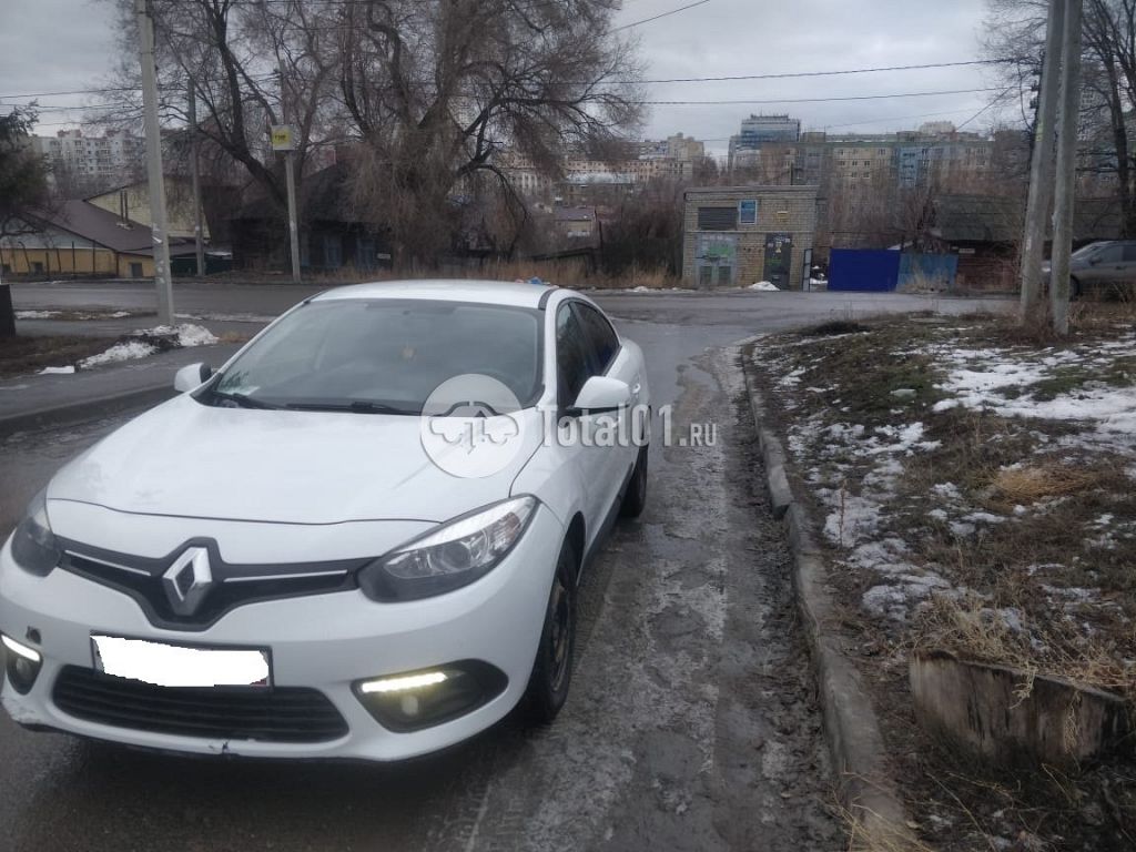 Фото Renault Fluence 8