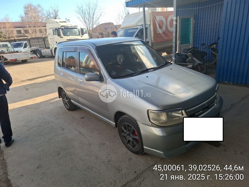 Фото Nissan Cube 4