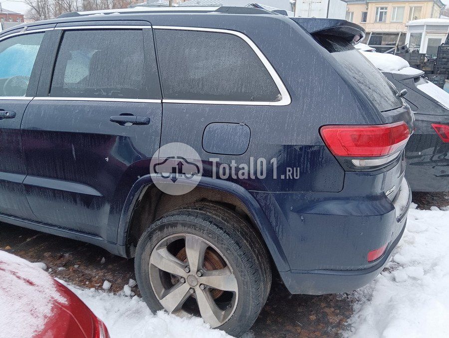 Фото Jeep Grand Cherokee 28