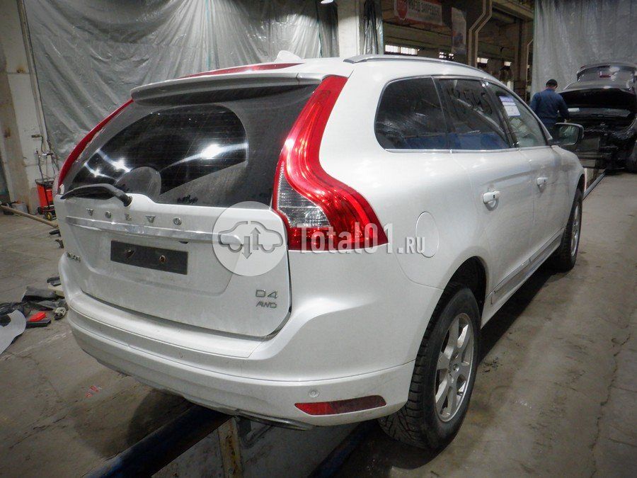 Фото Volvo XC60 14