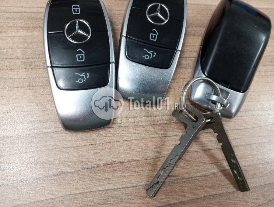 Фото Mercedes-Benz E-класс 4