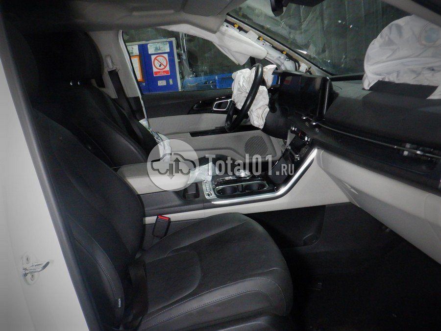 Фото KIA Carnival 24