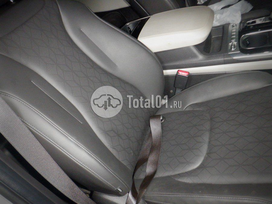 Фото KIA Carnival 36