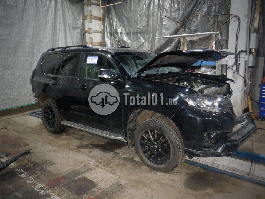 Фото Toyota Land Cruiser Prado 10