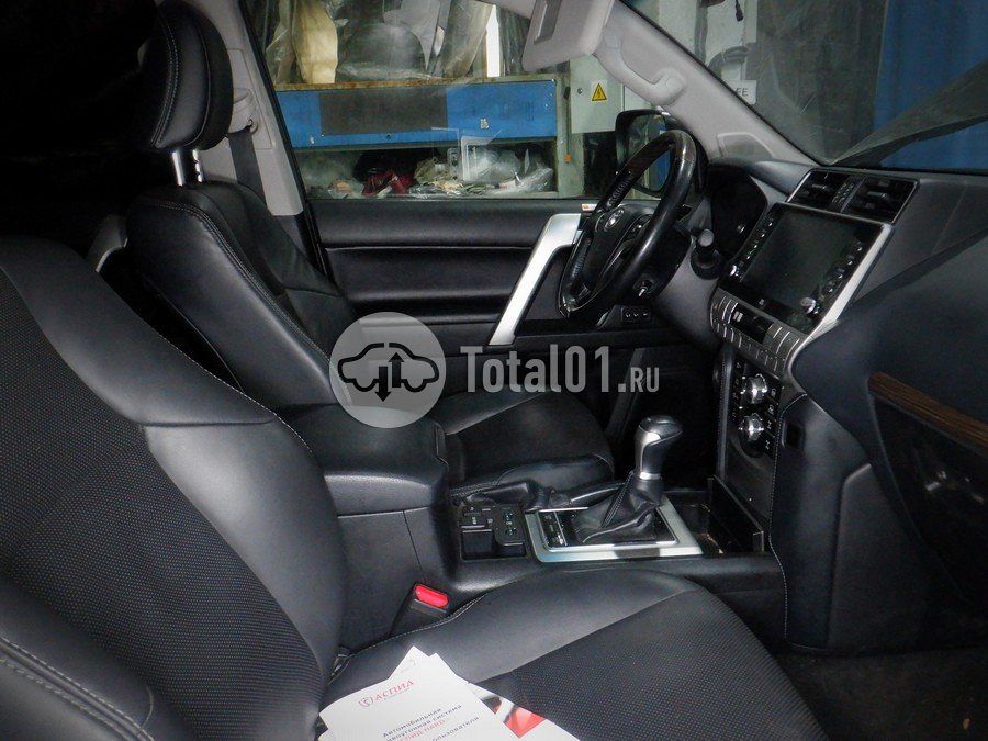 Фото Toyota Land Cruiser Prado 42