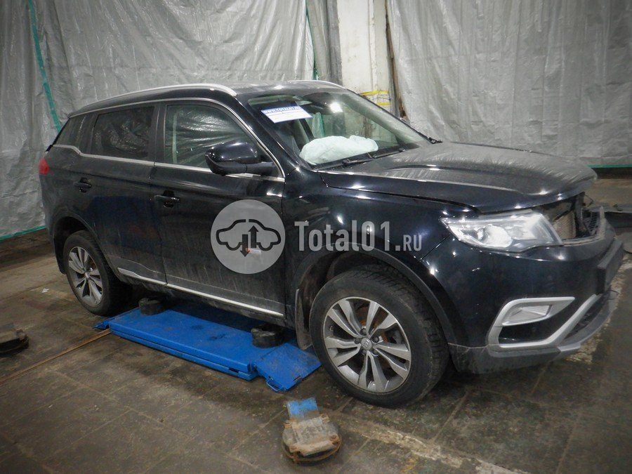 Фото Geely Atlas 10