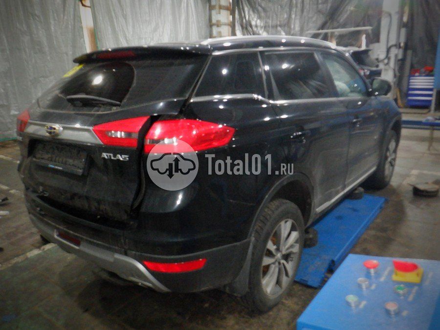 Фото Geely Atlas 18