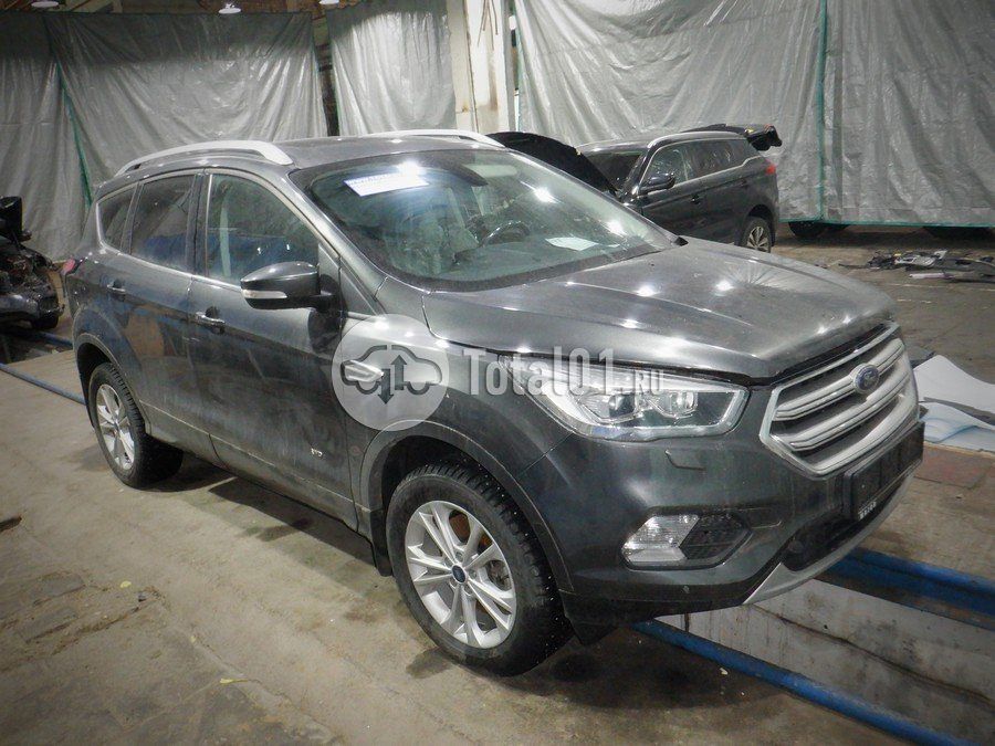 Фото Ford Kuga 10