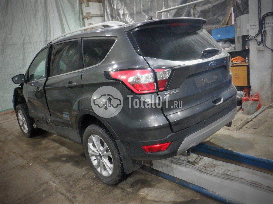 Фото Ford Kuga 16