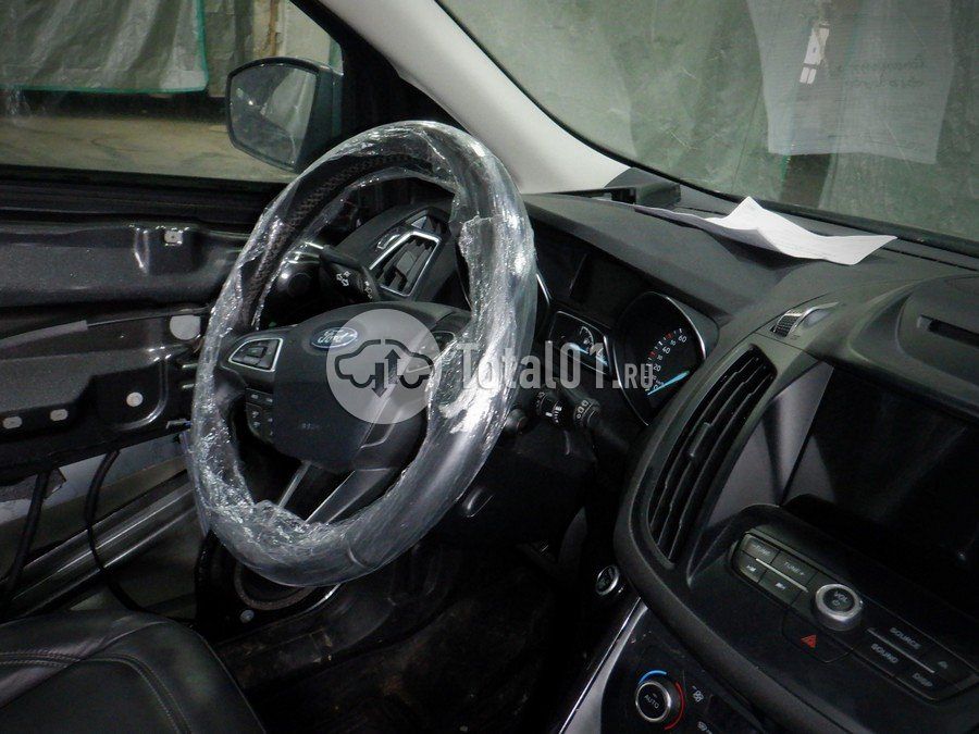 Фото Ford Kuga 32