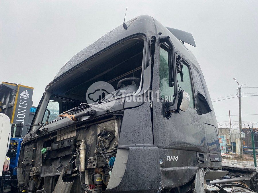 Фото Mercedes-Benz Actros 1844 54