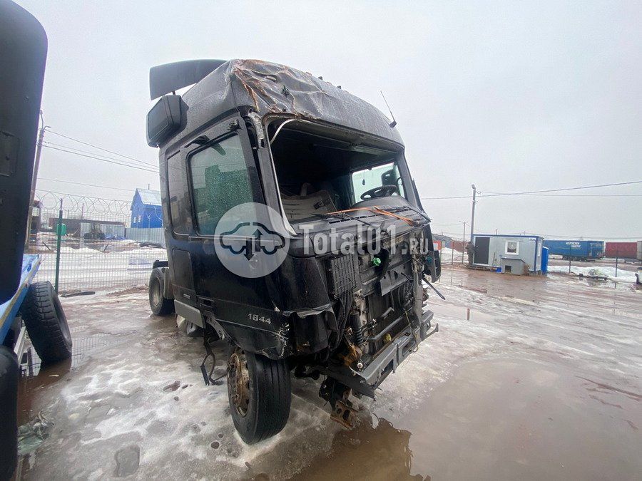 Фото Mercedes-Benz Actros 1844 88