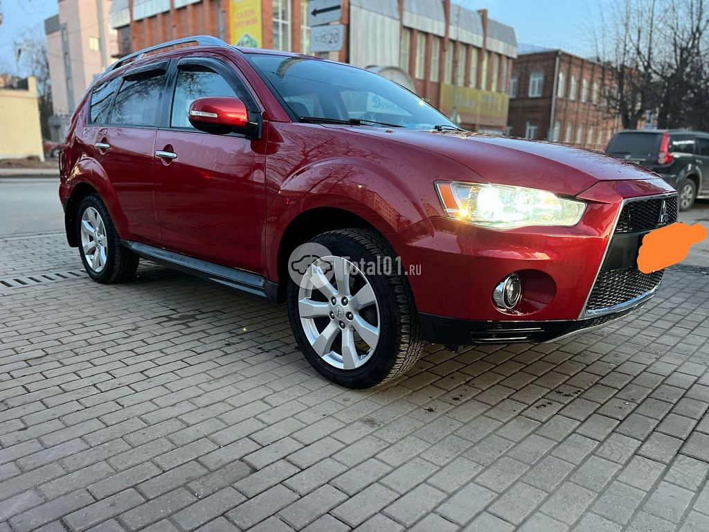 Фото Mitsubishi Outlander 2