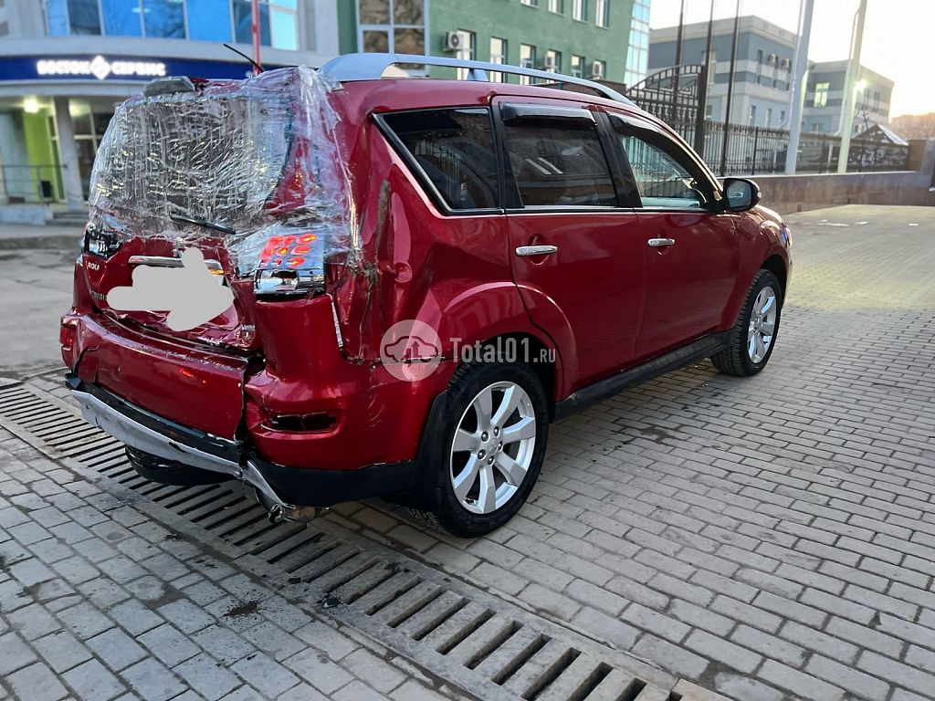 Фото Mitsubishi Outlander 8