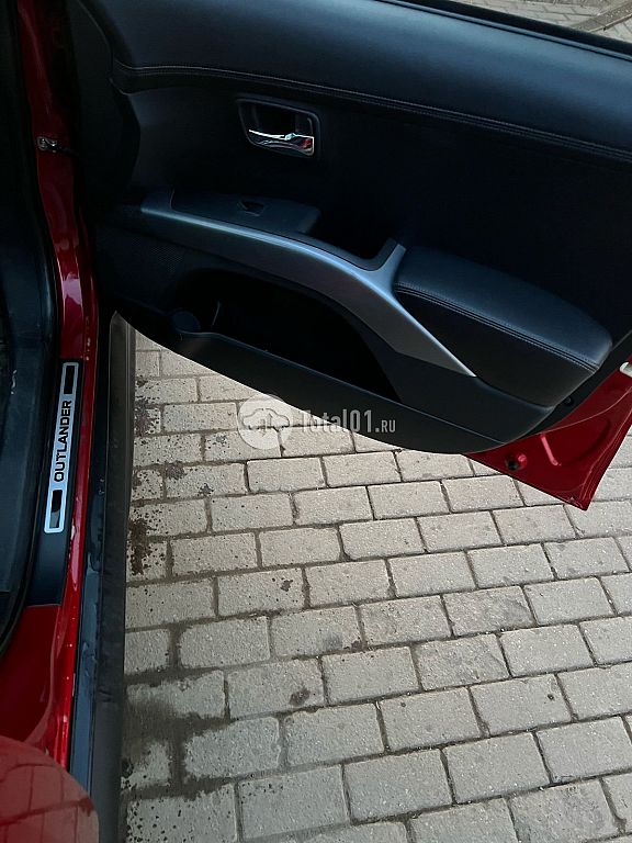 Фото Mitsubishi Outlander 28