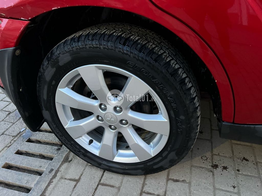 Фото Mitsubishi Outlander 46