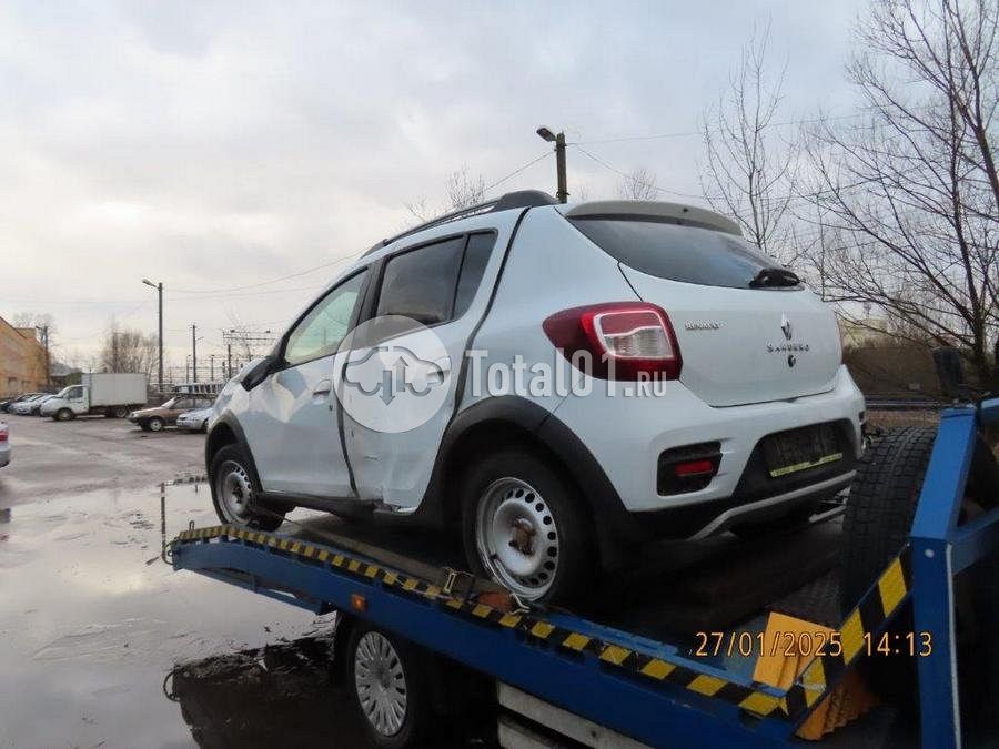 Фото Renault Sandero 14