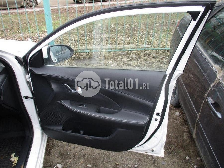 Фото Changan Alsvin 20