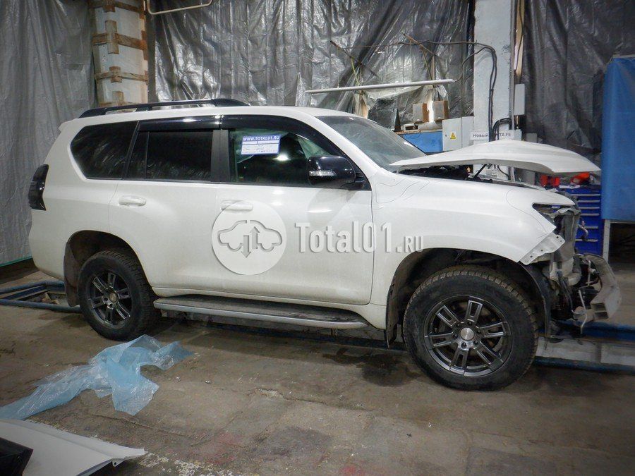 Фото Toyota Land Cruiser Prado 10