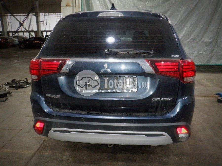 Фото Mitsubishi Outlander 14